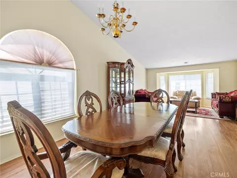 Dining - 18668 Kamana, Apple Valley, CA 92307 photo 2 of 3