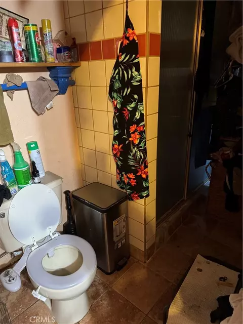 Bath - 36708 Irwin Rd, Barstow, CA 92311 photo 1 of 2