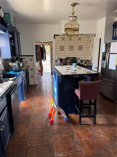 Kitchen - 36708 Irwin Rd, Barstow, CA 92311 photo 1 of 2