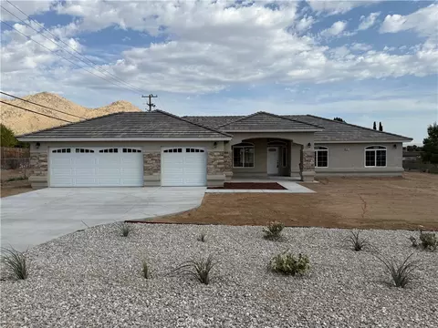 19375 Corwin Rd, Apple Valley, CA 92307