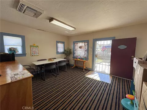 521 E Williams St, Barstow, CA 92311 photo 6