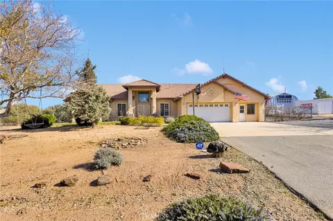 8249 Beaver Ave, Phelan, CA 92371