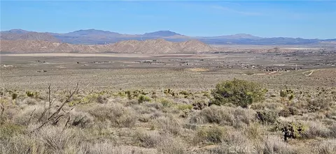 26845 Grand View Rd, Apple Valley, CA 92308