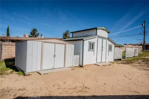 Exterior - 14171 Tehachapi, Apple Valley, CA 92307 photo 13 of 17