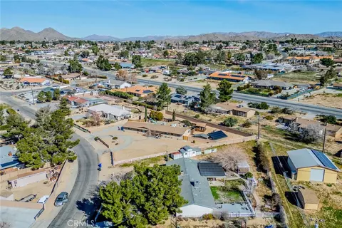 View/Area - 14171 Tehachapi, Apple Valley, CA 92307 photo 6 of 7