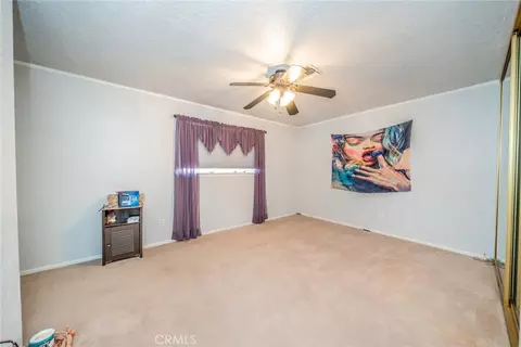 Bedroom - 14171 Tehachapi, Apple Valley, CA 92307 photo 3 of 6