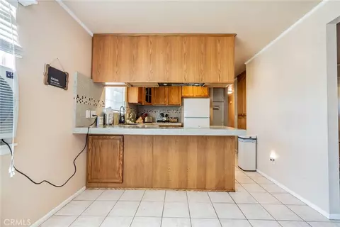 Kitchen - 14171 Tehachapi, Apple Valley, CA 92307 photo 4 of 4