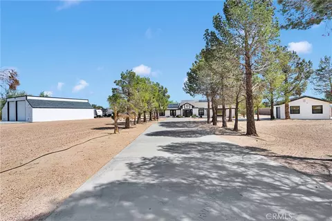 37077 Coyote Lk, Newberry Springs, CA 92365
