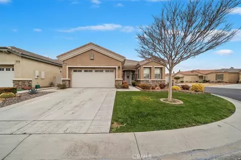 19484 Biltmore Rd, Apple Valley, CA 92308