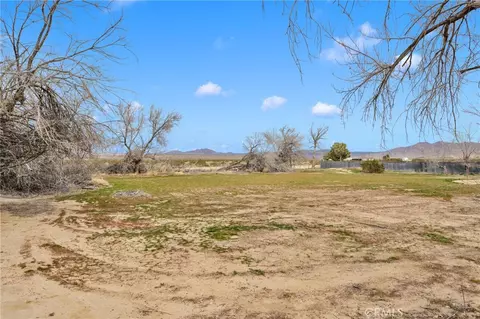 Exterior - 47424 Paddington, Landers, CA 92285 photo 6 of 15