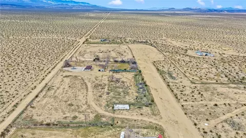 View/Area - 47424 Paddington, Landers, CA 92285 photo 2 of 6
