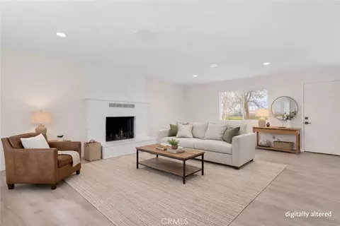 Living - 47424 Paddington, Landers, CA 92285 photo 1 of 8
