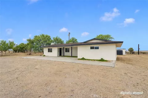 Exterior - 47424 Paddington, Landers, CA 92285 photo 2 of 15