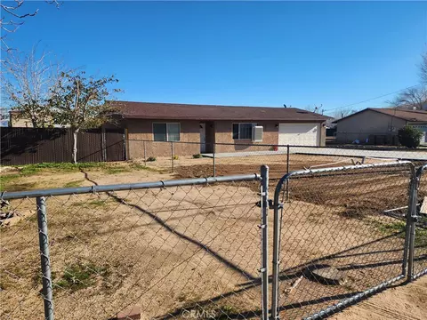18950 Live Oak St, Hesperia, CA 92345