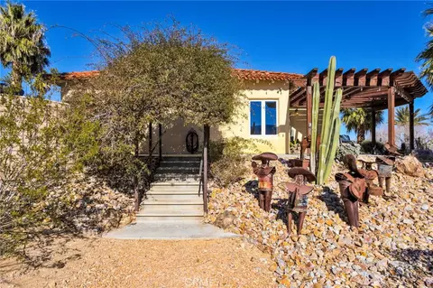 Exterior - 31024 Rabbit Springs Rd, Lucerne Valley, CA 92356 photo 9 of 12