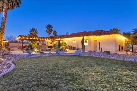 Exterior - 31024 Rabbit Springs Rd, Lucerne Valley, CA 92356 photo 6 of 12