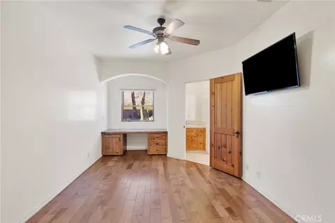 Bedroom - 31024 Rabbit Springs Rd, Lucerne Valley, CA 92356 photo 4 of 5