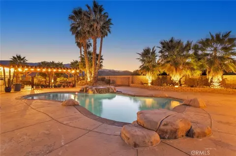 Exterior - 31024 Rabbit Springs Rd, Lucerne Valley, CA 92356 photo 2 of 12