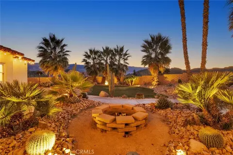 Exterior - 31024 Rabbit Springs Rd, Lucerne Valley, CA 92356 photo 7 of 12
