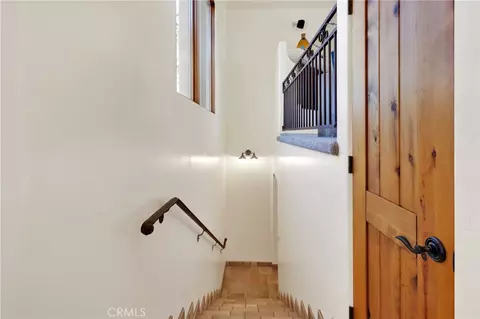 Entry Way - 31024 Rabbit Springs Rd, Lucerne Valley, CA 92356 photo 4 of 4