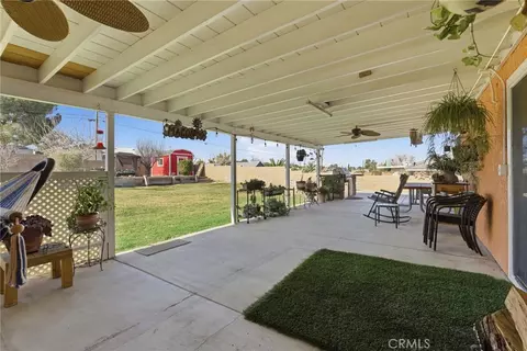 Exterior - 7868 Arrowhead Lake Rd, Hesperia, CA 92345 photo 5 of 11