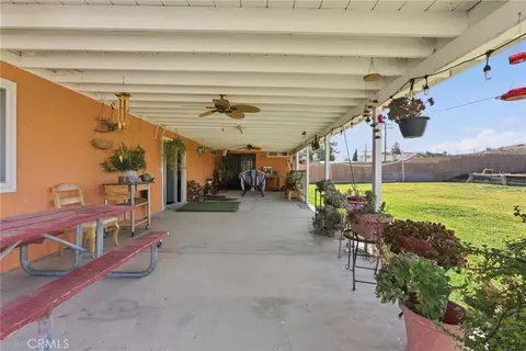 Exterior - 7868 Arrowhead Lake Rd, Hesperia, CA 92345 photo 11 of 11