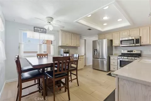 Kitchen - 7868 Arrowhead Lake Rd, Hesperia, CA 92345 photo 1 of 3