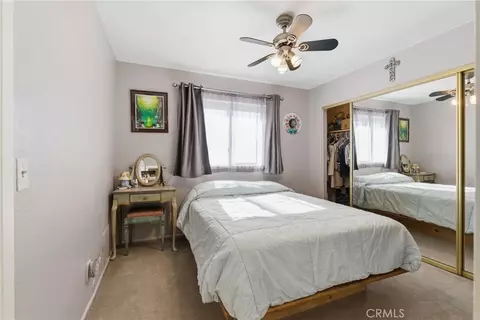 Bedroom - 7868 Arrowhead Lake Rd, Hesperia, CA 92345 photo 6 of 7