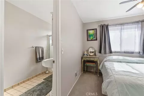 Bedroom - 7868 Arrowhead Lake Rd, Hesperia, CA 92345 photo 7 of 7