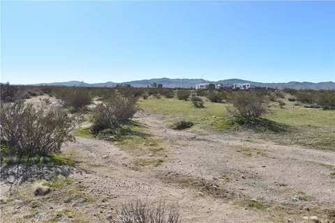 24 Frontier, Helendale, CA 92342 photo 14