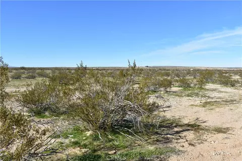 24 Frontier, Helendale, CA 92342 photo 8