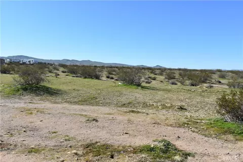 24 Frontier, Helendale, CA 92342 photo 16