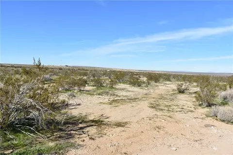 24 Frontier, Helendale, CA 92342 photo 10