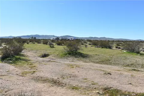 25 Frontier, Helendale, CA 92342 photo 15