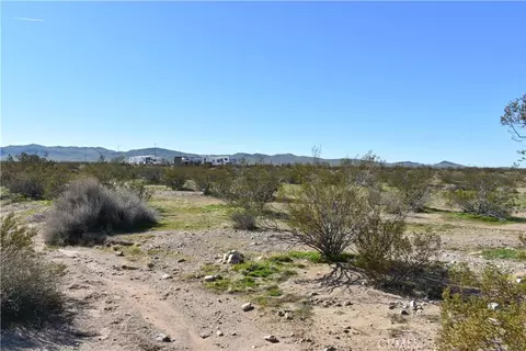 25 Frontier, Helendale, CA 92342 photo 3