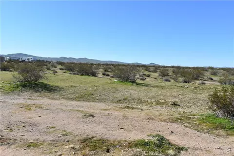 25 Frontier, Helendale, CA 92342 photo 16