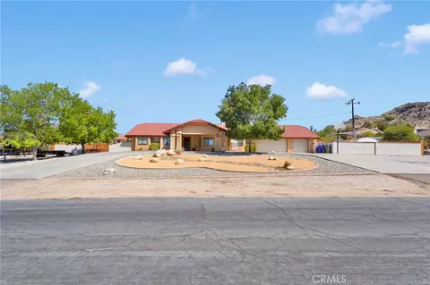 18830 Munsee, Apple Valley, CA 92307
