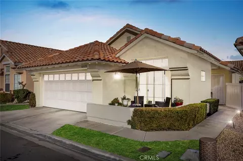 11525 Mountian Mdw, Apple Valley, CA 92308