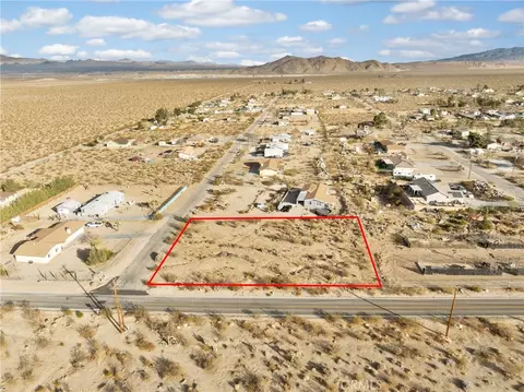 721 Zircon Rd, Lucerne Valley, CA 92356