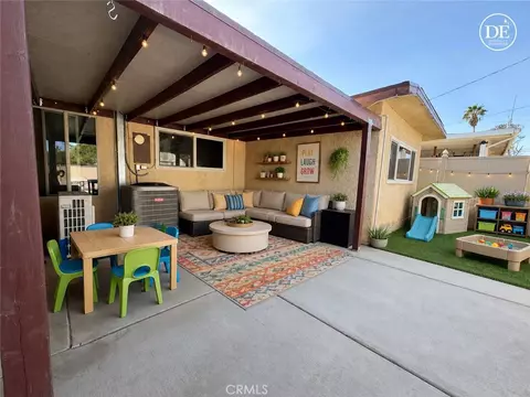 Exterior - 1517 De Anza St, Barstow, CA 92311 photo 6 of 9