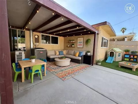 Exterior - 1517 De Anza St, Barstow, CA 92311 photo 6 of 9