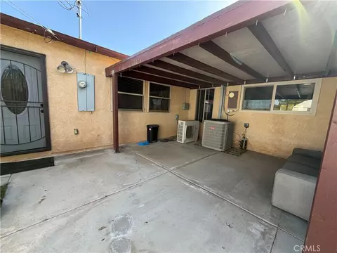 Exterior - 1517 De Anza St, Barstow, CA 92311 photo 7 of 9