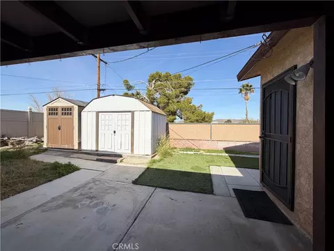 Exterior - 1517 De Anza St, Barstow, CA 92311 photo 8 of 9