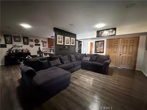 Living - 1517 De Anza St, Barstow, CA 92311 photo 4 of 5