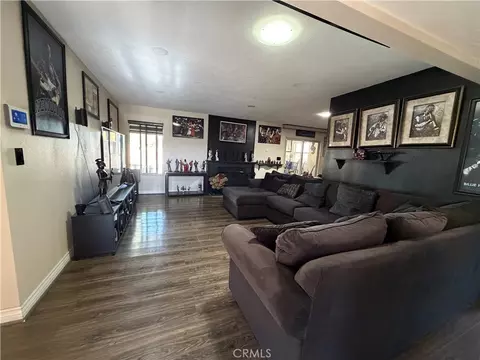 Living - 1517 De Anza St, Barstow, CA 92311 photo 1 of 5