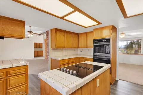 Kitchen - 16466 Tude, Apple Valley, CA 92307 photo 4 of 4