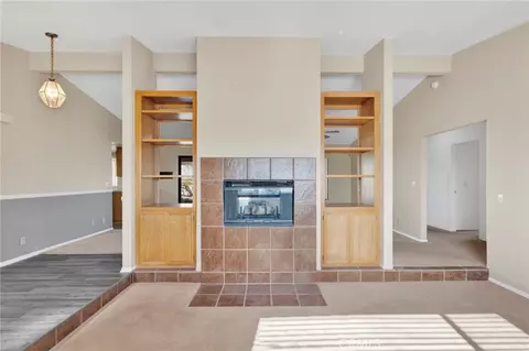 Living - 16466 Tude, Apple Valley, CA 92307 photo 5 of 14