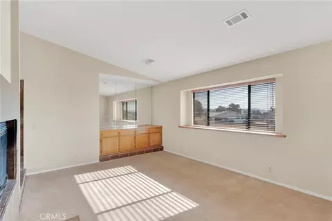 Living - 16466 Tude, Apple Valley, CA 92307 photo 6 of 14