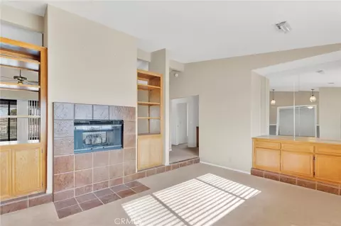 Living - 16466 Tude, Apple Valley, CA 92307 photo 4 of 14