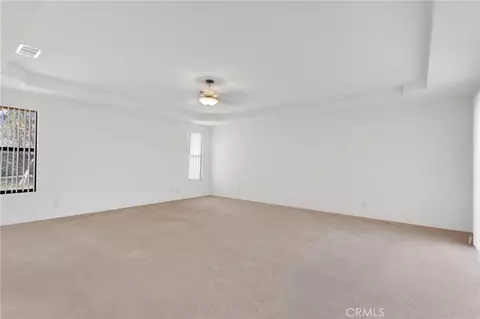 Living - 16466 Tude, Apple Valley, CA 92307 photo 11 of 14